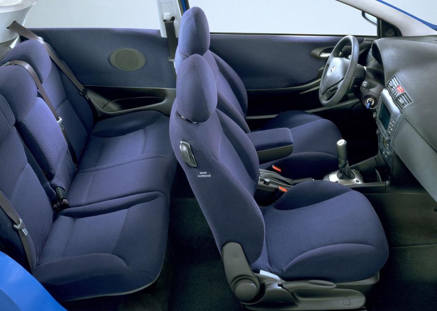  Fiat Stilo 2002 года  (фото 151 из 177)
